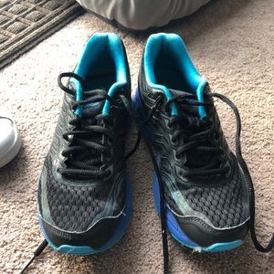 Women’s Asics FluidRide Running Sneakers